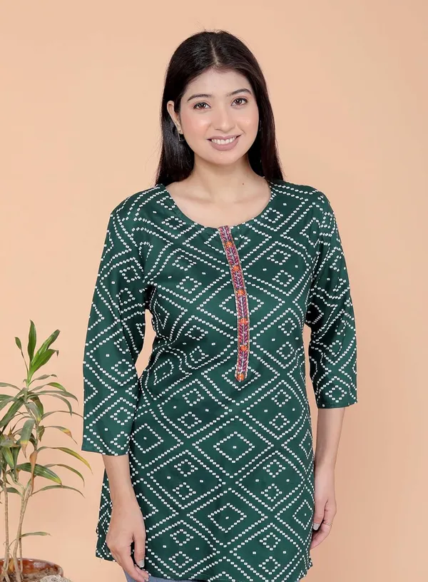 Green_Cotton_Straight_Kurti_For_Women