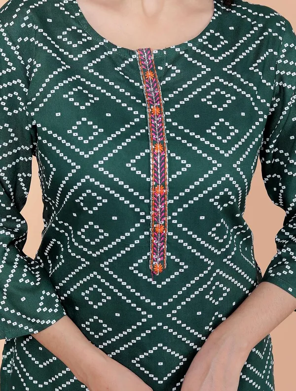 Green_Cotton_Straight_Kurti_For_Women