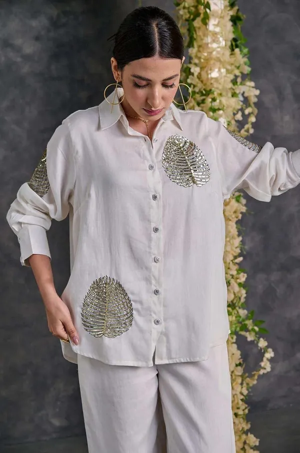White_Cotton_Polyester_Tunic_Kurti_With_Pant_Set_For_Women