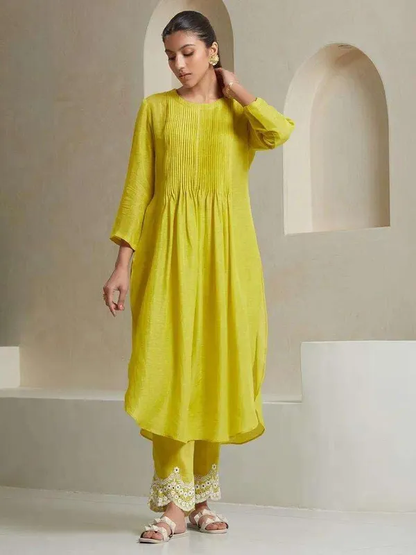 Parrot_Green_Cotton__Polyester_Kurti_With_Palazzo_Set_For_Women