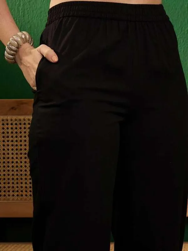 Black_Rayon_Kurti_With_Pant_Set_For_Women