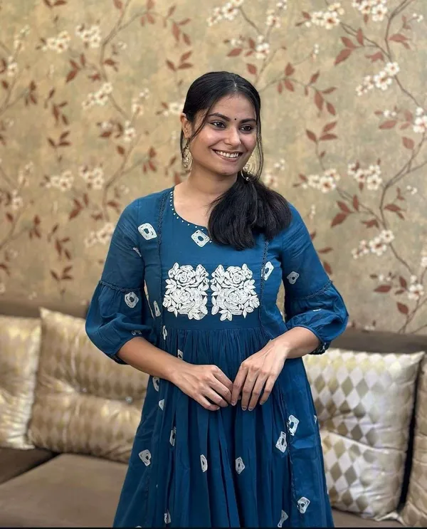 Blue_Cotton_Polyester_Anarkali_Kurti_For_Women