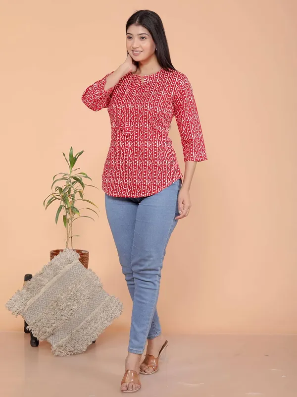 Red_Cotton_Kurti_For_Women
