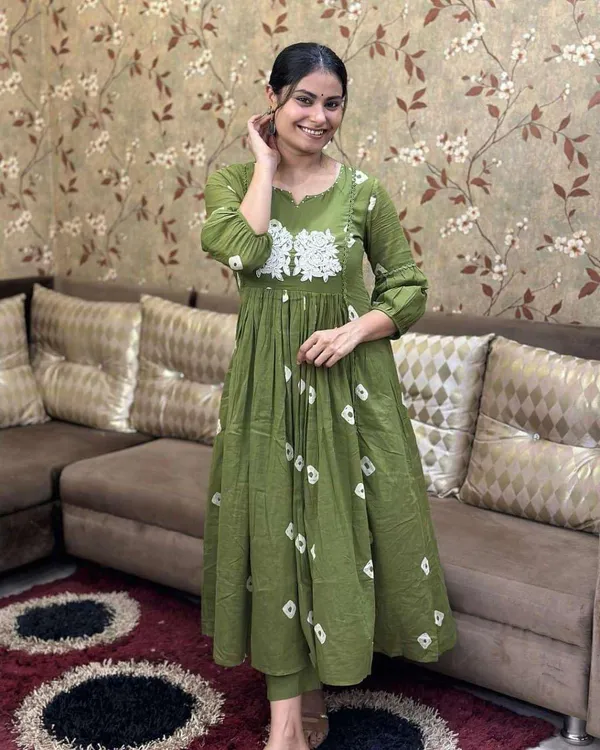 Mehndi_Cotton_Polyester_Anarkali_Kurti_With_Pant_For_Women