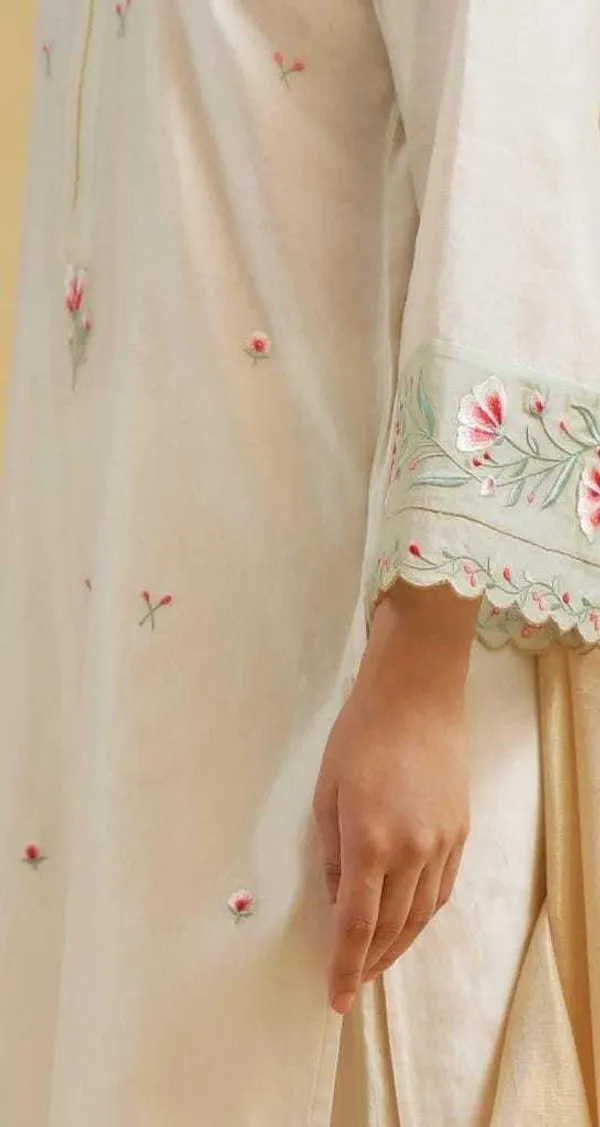 White_Cotton__Polyester_Kurti_With_Pant_For_Women