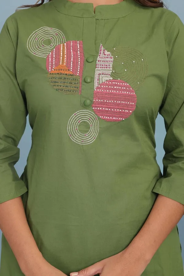 Green_Cotton_Kurti_With_Pant_Set_For_Women
