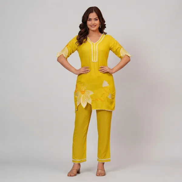 Yellow_Cotton_Polyester_Kurti_With_Pant_For_Women