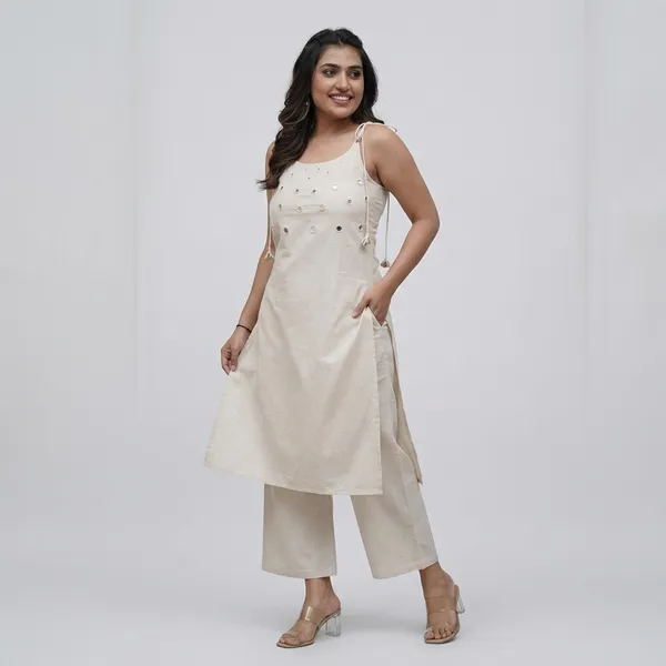 White_Cotton_Kurti_With_Pant_Set_For_Women