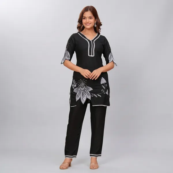 Black_Cotton_Polyester_Kurti_With_Pant_For_Women