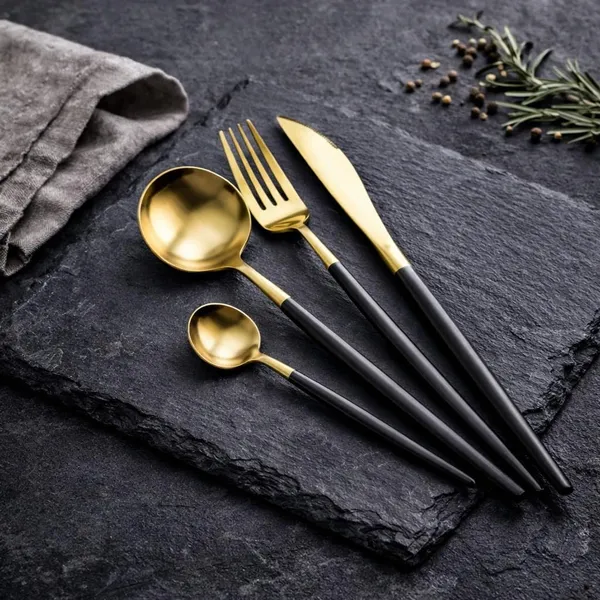 Stainless_Steel_Mirror_Polish_24-Piece_Cutlery_Set_Black_Gold