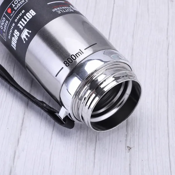 Stainless_Steel_Vacuum_Insulated_Water_Bottle_800Ml