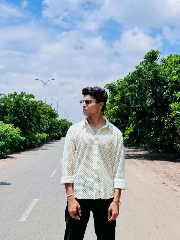 Geometry_Crosia_Shirt