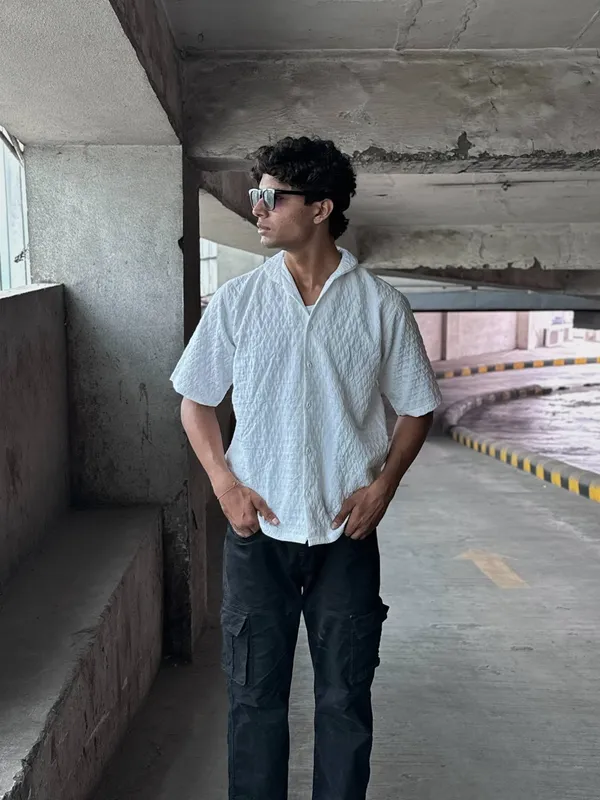 White_Popcorn_Shirt_400_Aa0763