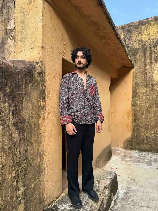 Black_Red_Premium_Printed_Shirt
