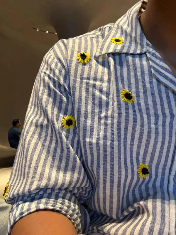 Sunflower_Shirt