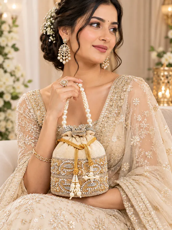 FancyGi_Royal_Cream_&_Gold_Embroidered_Bridal_Potli_Bag_with_Pearl_Handle