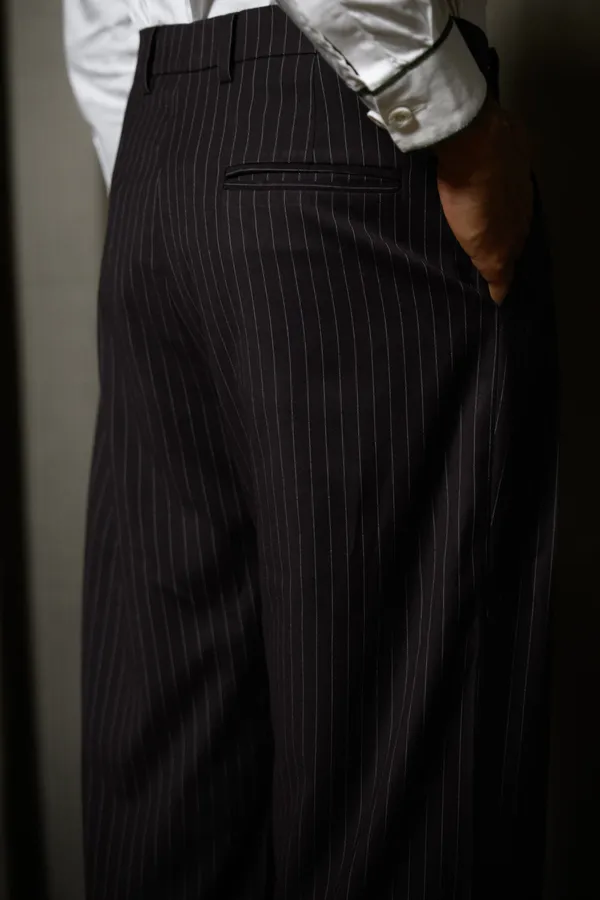 Wine_Brown_Pinstripe_Pleated_Pants(GSG1038)