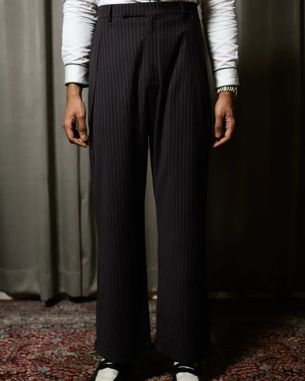 Wine_Brown_Pinstripe_Pleated_Pants(GSG1038)