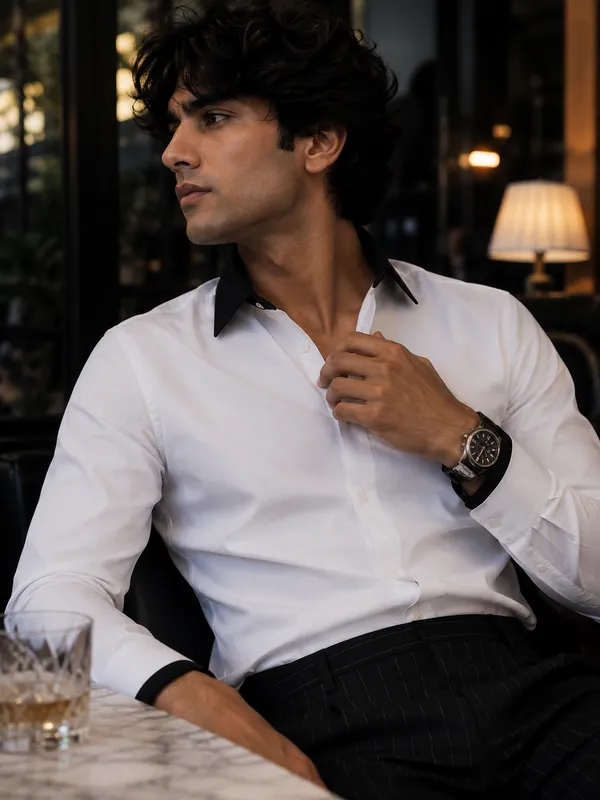 Mens_White_Giza_Cotton_Contrast_Collar_Shirt(GSG1028)