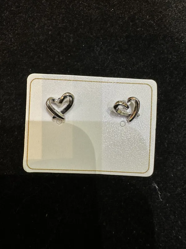 Silver_Sterling_Silver_Heart_Stud_Earrings_For_Women