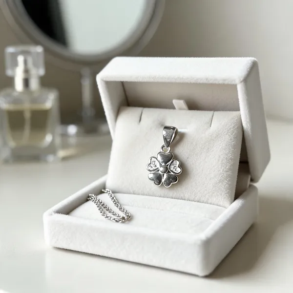 Silver_Sterling_Floral_Heart_Design_Pendant_For_Women