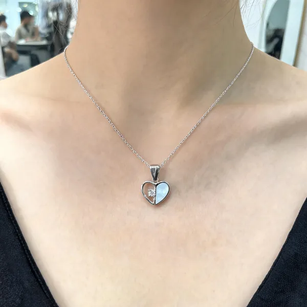 Silver_Sterling_Stone_Heart_Pendant_For_Women