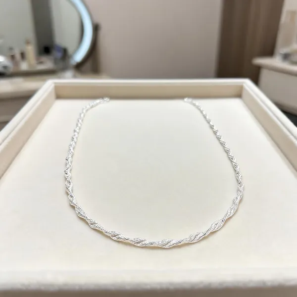 Silver_Sterling_Twisted_Rope_Chain_Necklace_For_Women