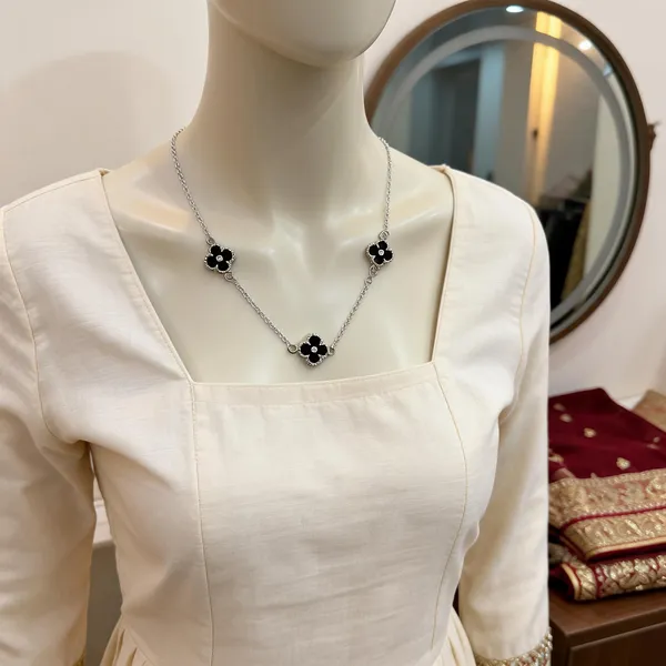 Silver_And_Black_Sterling_Silver_Clover_Pendant_Necklace_For_Women