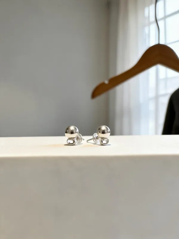 Silver_Sterling_Silver_Round_Stone_Stud_Earrings_For_Women