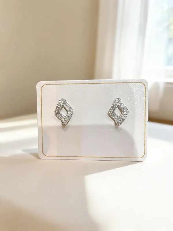 Silver_Sterling_Diamond_Shape_Studded_Stud_Earrings_For_Women
