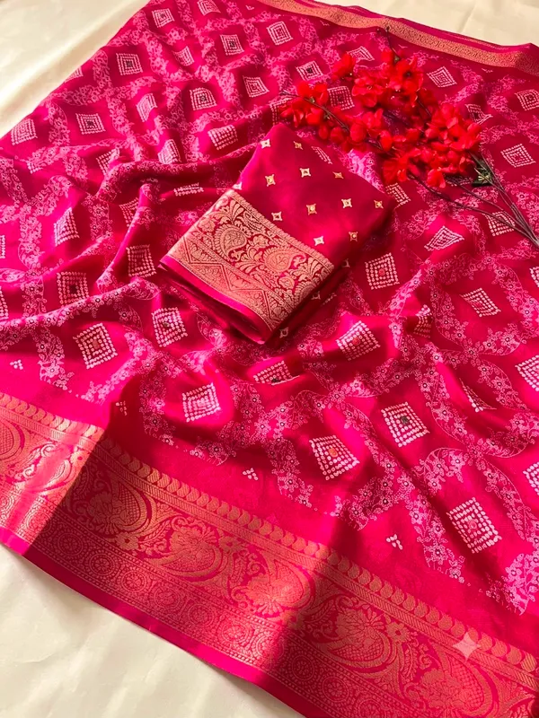 Printed,_Woven_Bandhani_Pure_Silk_Saree_(Pink)