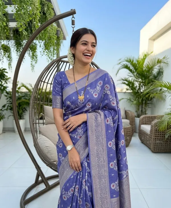 Premium_Lavender_Purple_Floral_Print_Saree_with_Designer_Zari_Border_And_Printed_Blouse