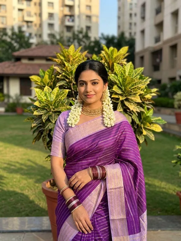 Purple_Cotton_Silk_Striped_And_Woven_Saree_For_Women