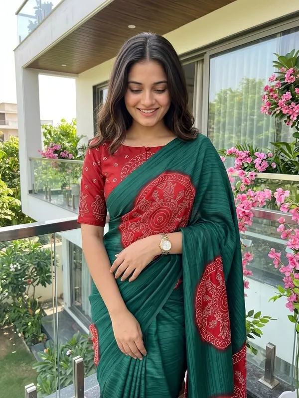 Pure_Crepe_Silk_Green_Saree_with_Banthani_Print_Blouse_And_Printed_pallu