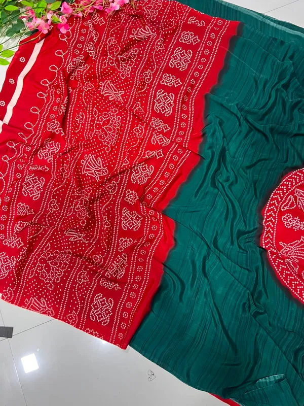 Pure_Crepe_Silk_Green_Saree_with_Banthani_Print_Blouse_And_Printed_pallu