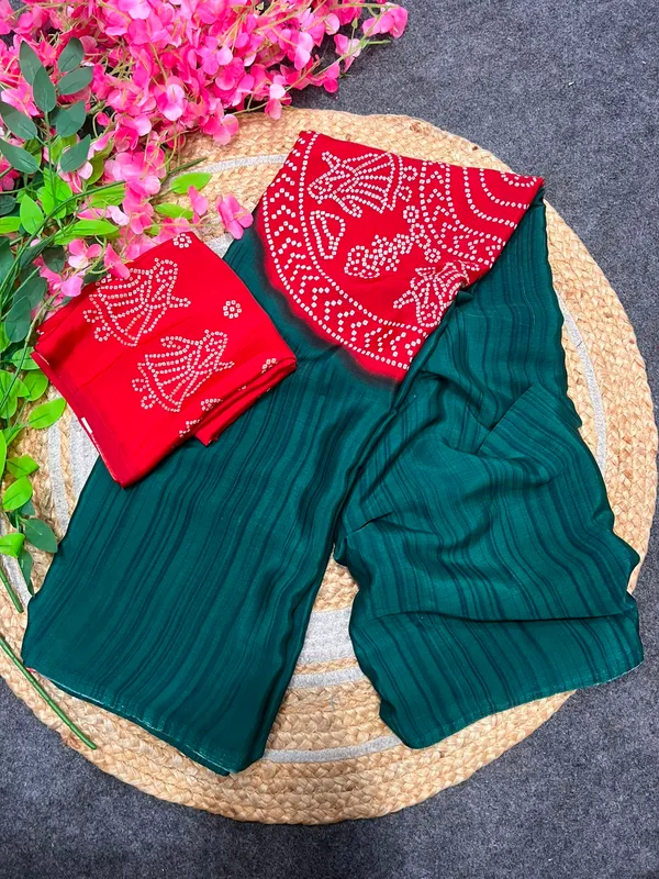 Pure_Crepe_Silk_Green_Saree_with_Banthani_Print_Blouse_And_Printed_pallu