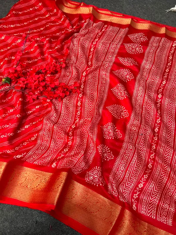 Soft_Mass_Mellow_Silk_Saree_With_Printed_Pallu