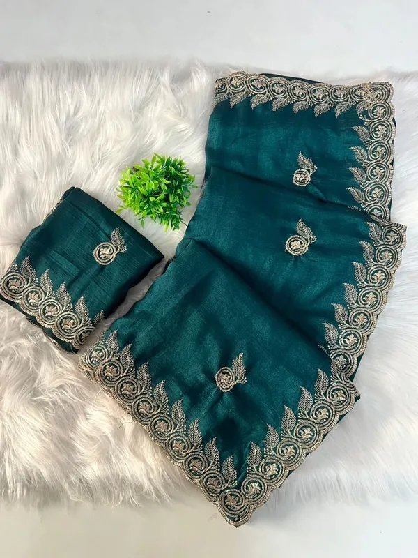 Embroidered,_Printed,_Floral_Print,_Embellished_Bollywood_Chiffon_Saree_(Blue)