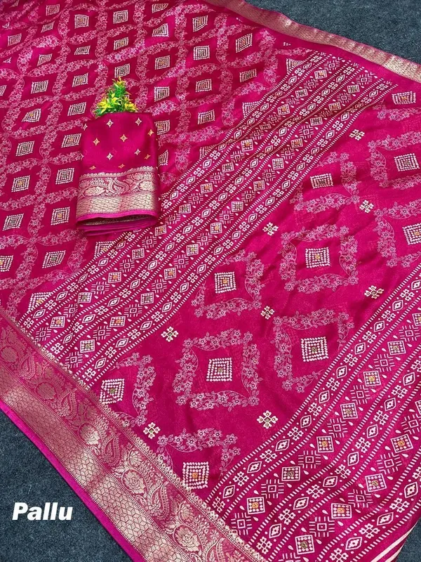 Printed_Bollywood_Chiffon_Saree_(Pink)