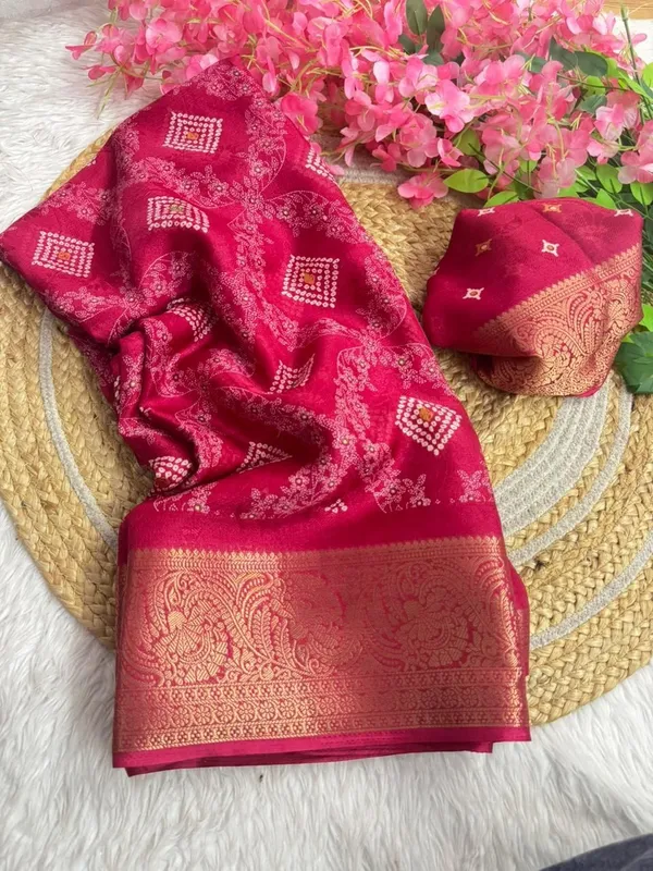 Printed,_Woven_Bandhani_Pure_Silk_Saree_(Pink)