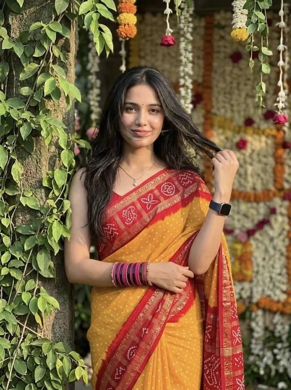 Floral_Print,_Printed_Daily_Wear_Georgette_Saree_(Red)