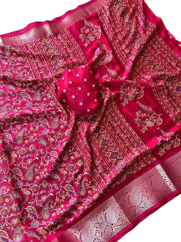 Embroidered_Daily_Wear_Pure_Silk_Saree_(Magenta)