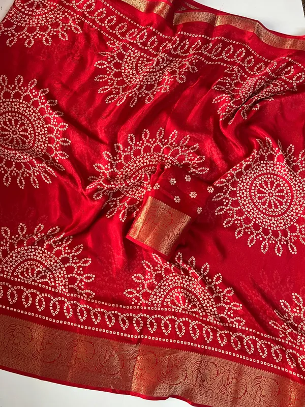 Floral_Print_Party_Wear_Pure_Marsh_mellow_Silk_Saree_with_Printed_Blouse