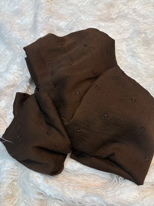 Tranding_Coffee_Crush_Soft_Fabric_Saree_With_All_Over_Beads_Butti_Work