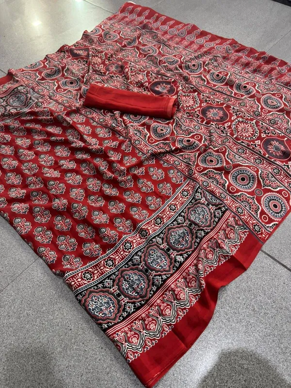 Red_Crepe_Printed_And_Floral_Print_And_Geometric_Print_Saree_For_Women
