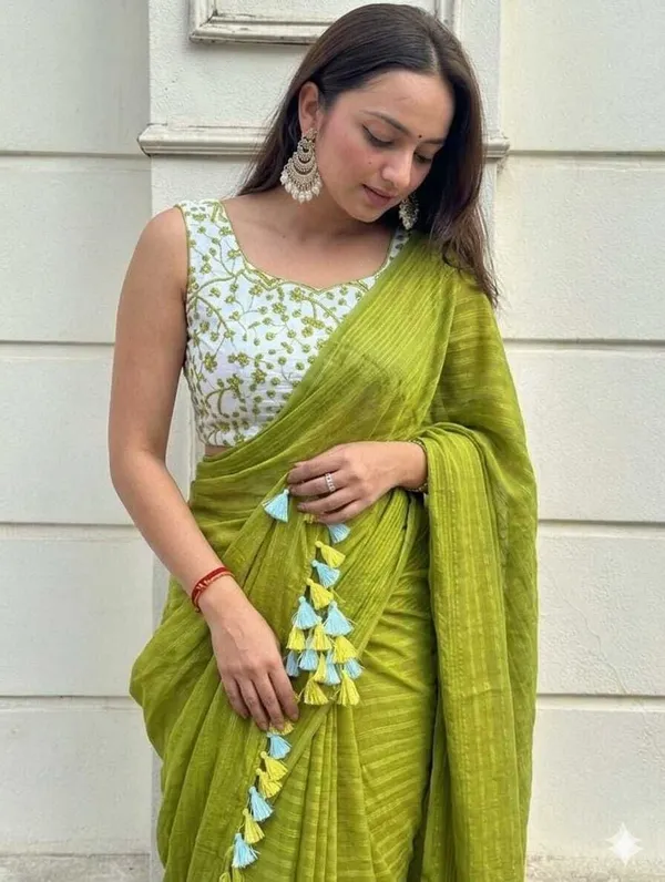 Green_Chiffon_Striped_And_Self_Design_Saree_For_Women