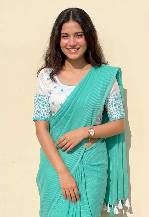 Tranding_Bollywood_Georgette_Saree_With_Printed_Blouse