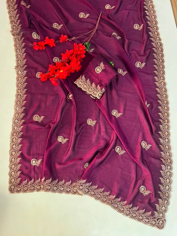 Green_Georgette_Hand_Painted_And_Woven_And_Self_Design_Saree_For_Women