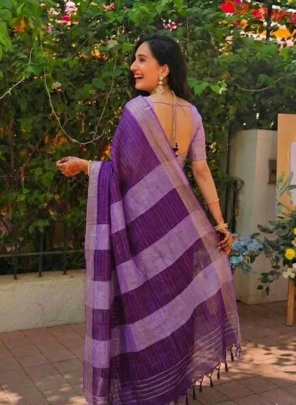 Purple_Cotton_Silk_Striped_And_Checkered_Saree_For_Women