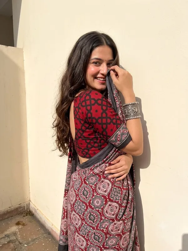Printed_Kalamkari_Crepe_Saree_(Red)
